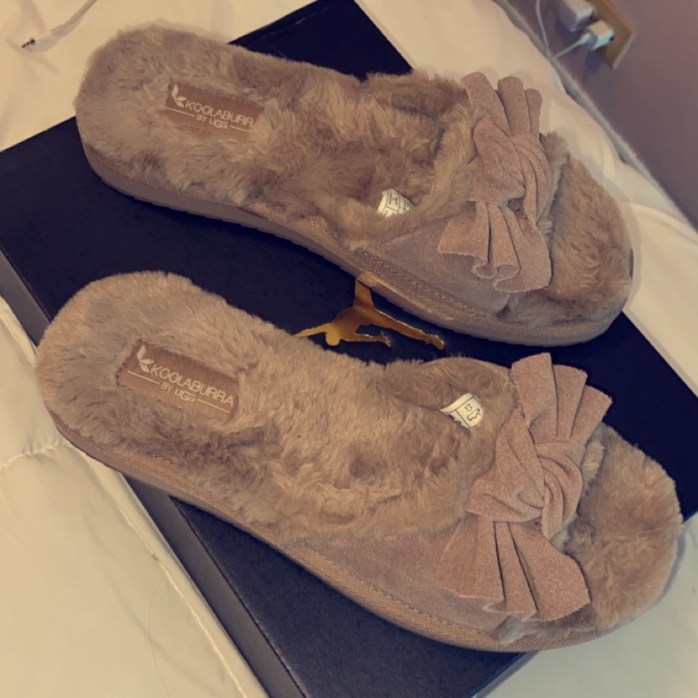 Koolaburra fur slides